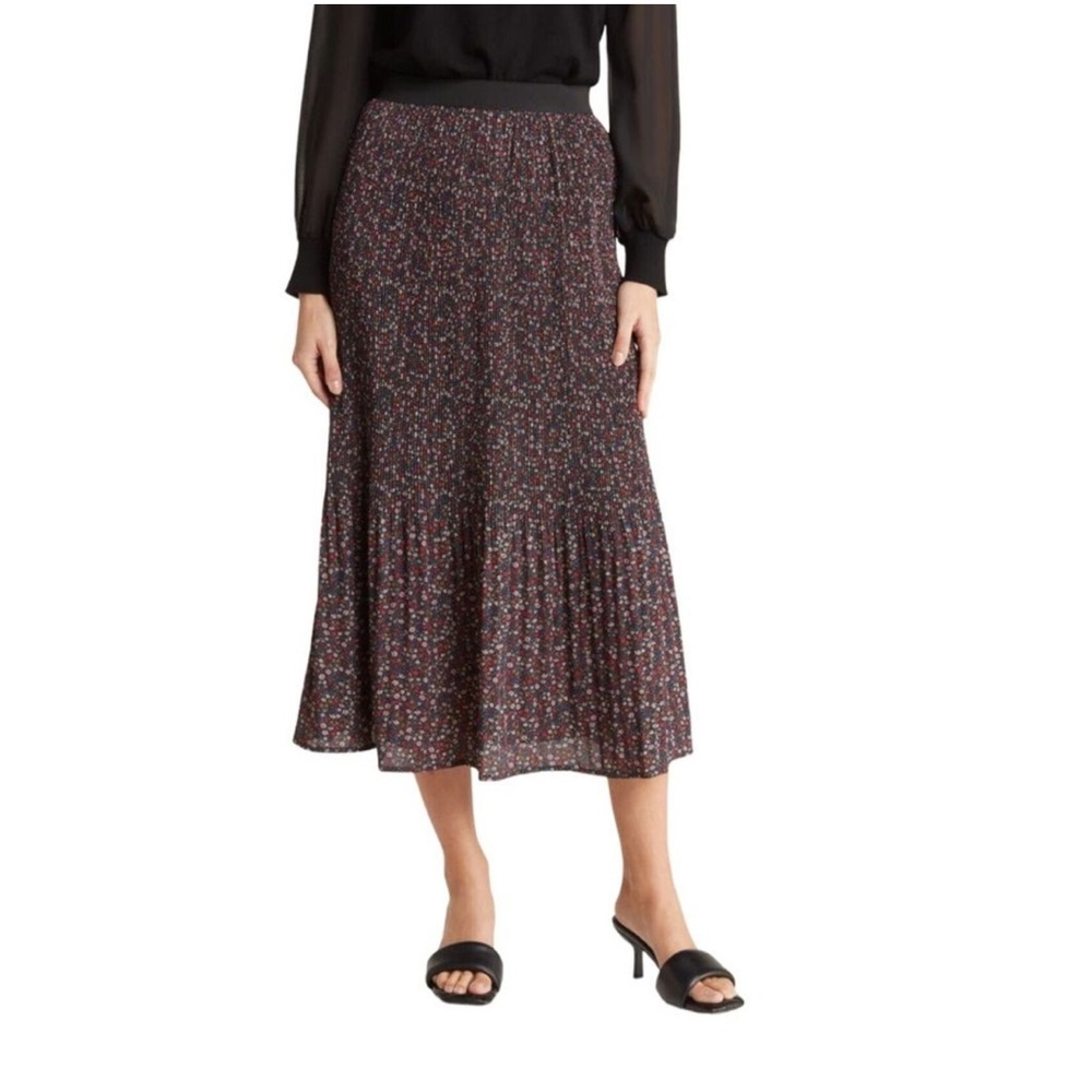 Adrianna Papell floral pleated skirt! NWT
